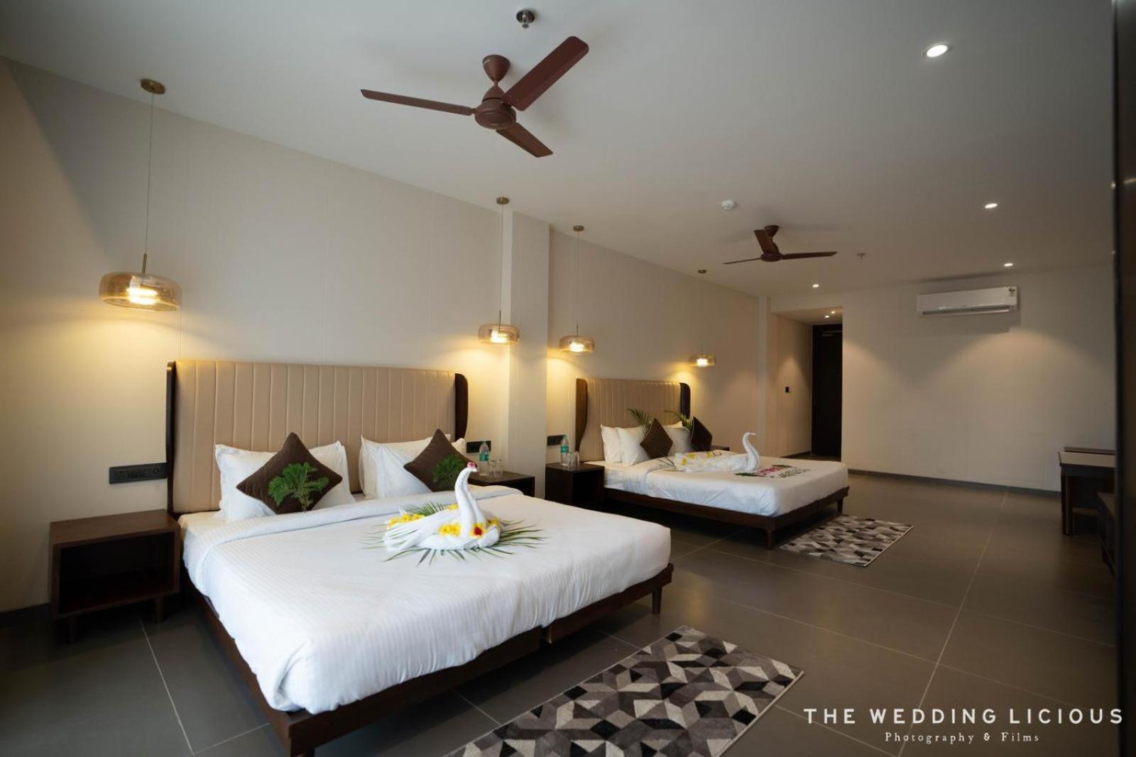 Hotel Omaya Garden Rāipur エクステリア 写真
