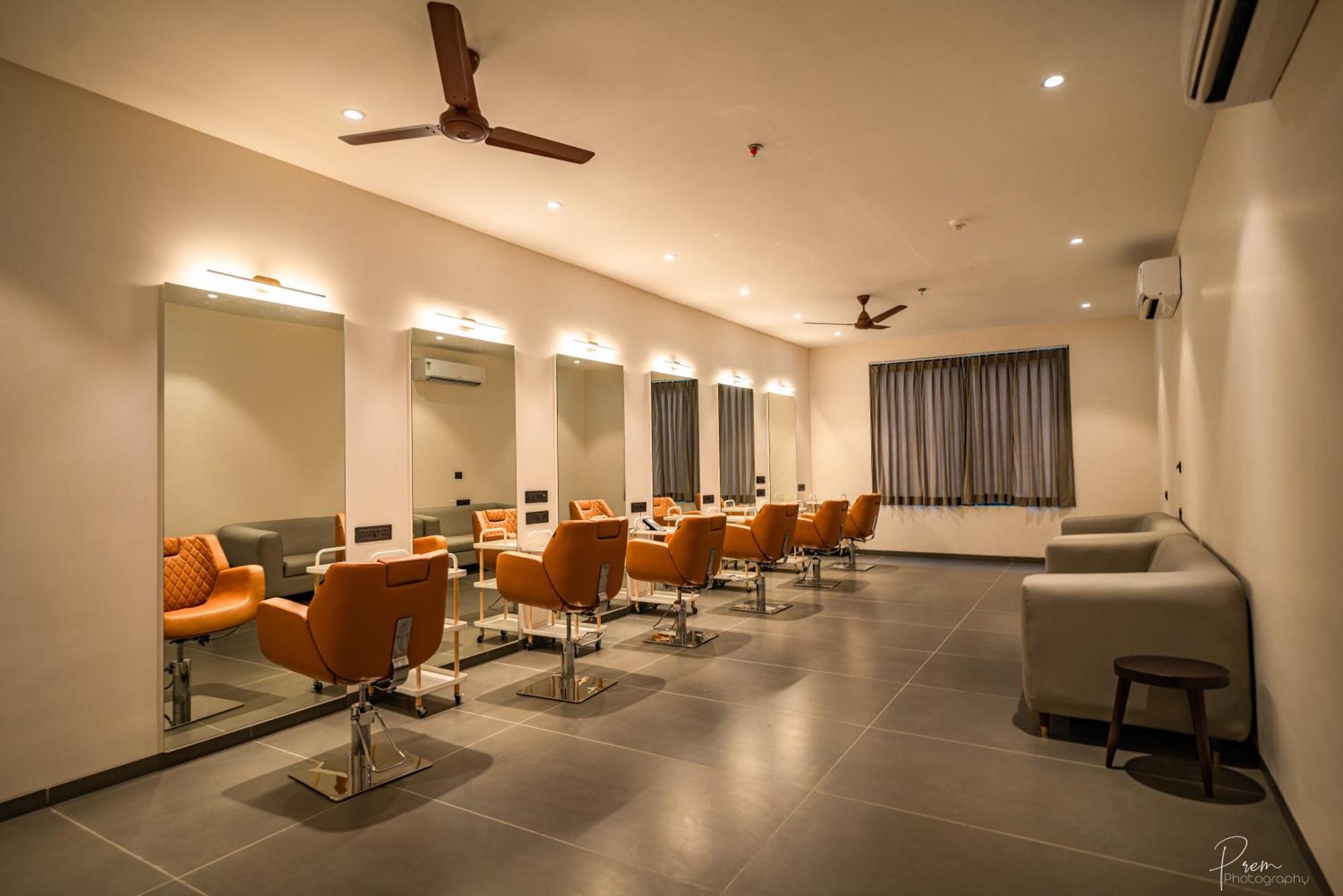Hotel Omaya Garden Rāipur エクステリア 写真